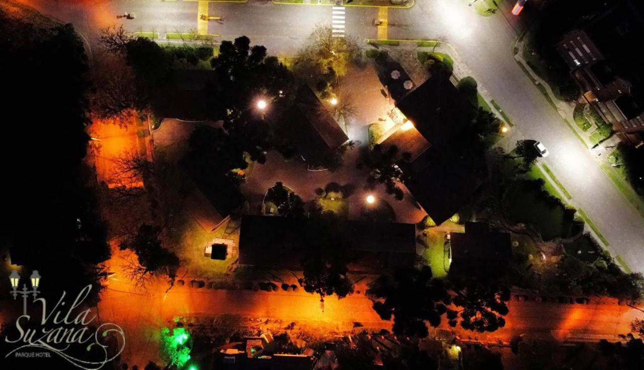 Vila Suzana Parque Hotel カネラ エクステリア 写真