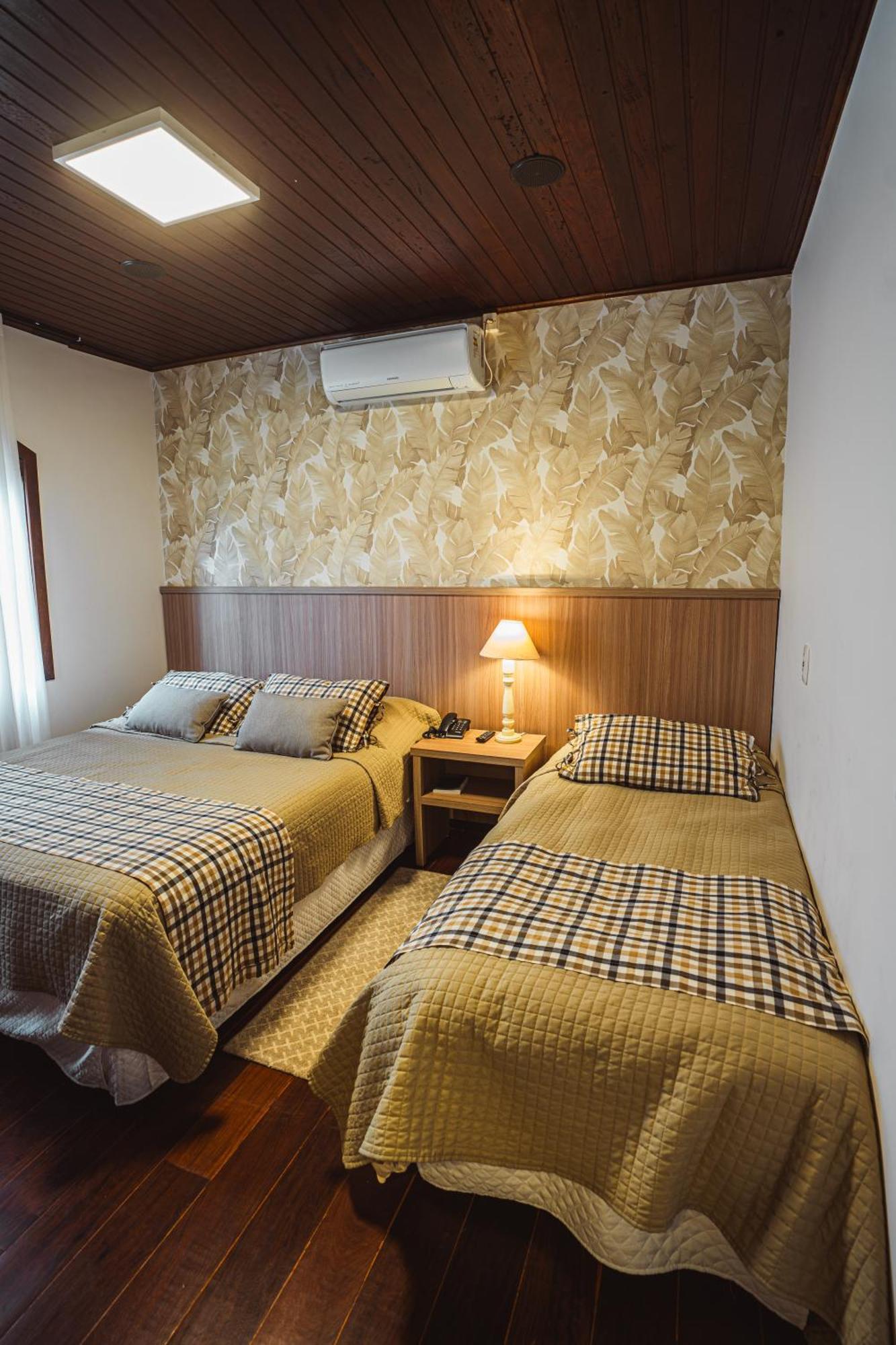 Vila Suzana Parque Hotel カネラ エクステリア 写真