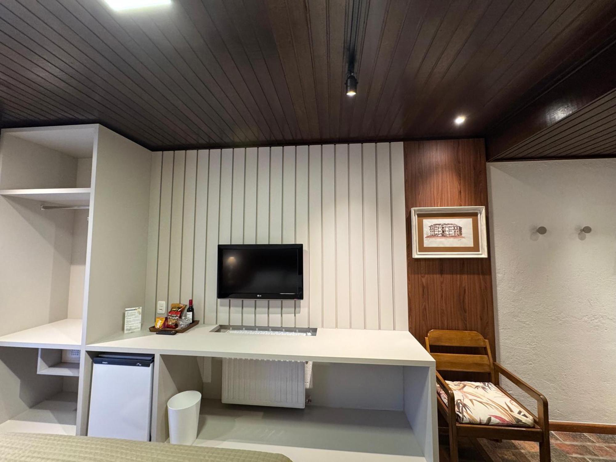 Vila Suzana Parque Hotel カネラ エクステリア 写真