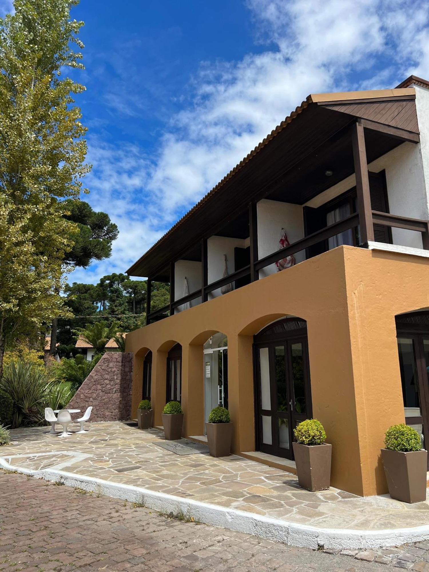 Vila Suzana Parque Hotel カネラ エクステリア 写真