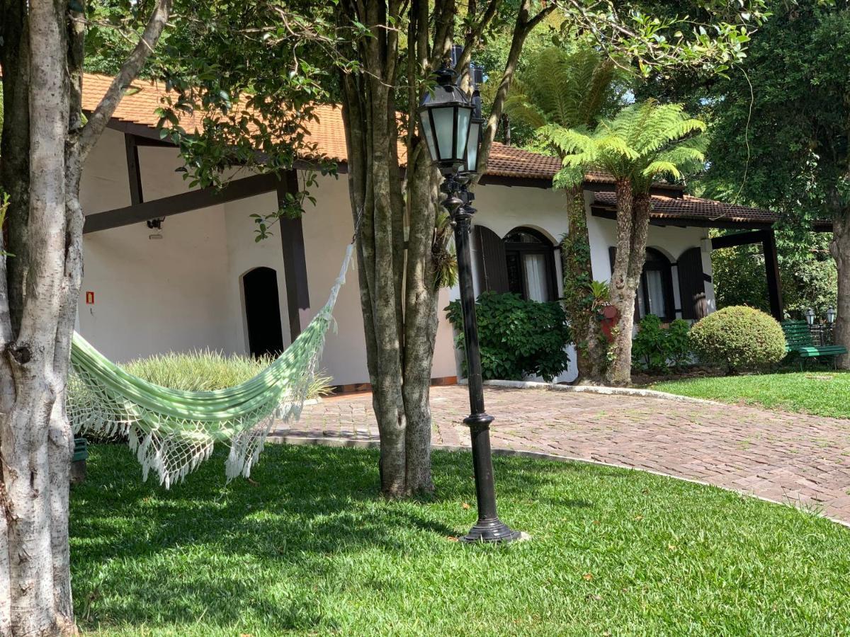 Vila Suzana Parque Hotel カネラ エクステリア 写真